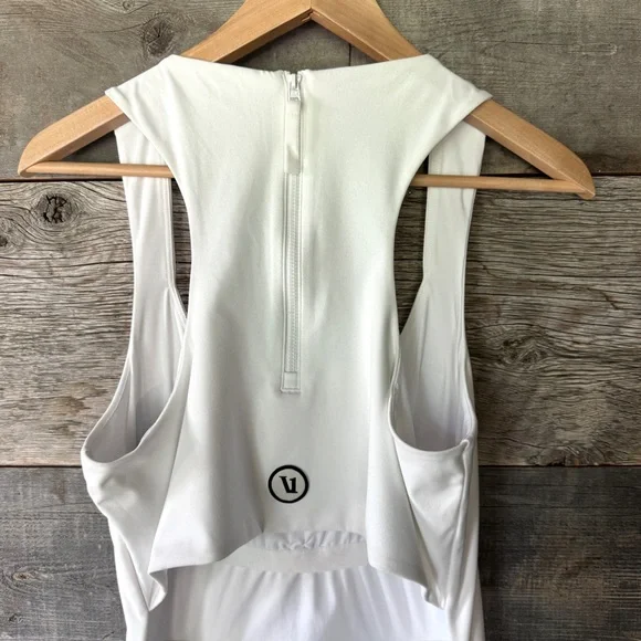 Vuori Womens Set Dress XL White Tennis Prep Pickleball Shorts Cutout Stretch Mod - Picture 10 of 15